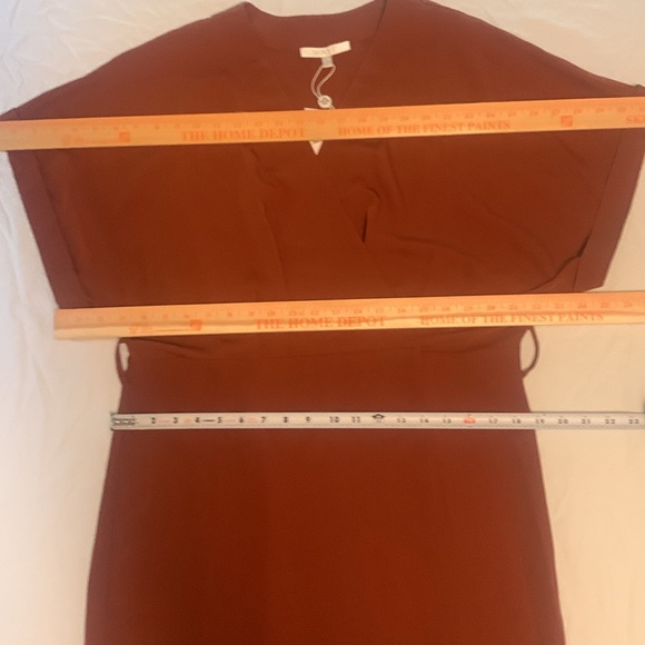 NWT WayF wrap tie front dress with cuffed dolman sleeves - Picture 6 of 8